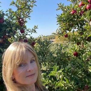 Meet your Posher, Debra